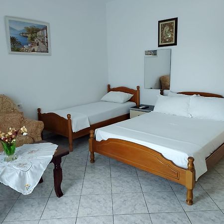 Guesthouse Shpetim Sarandë Exteriér fotografie